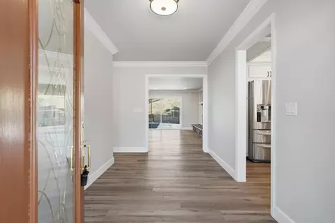 Entry Way - Hess Rd, Concord, CA 94521 photo 2 of 7