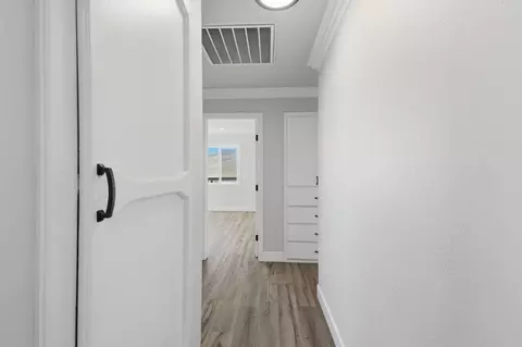 Entry Way - Hess Rd, Concord, CA 94521 photo 6 of 7