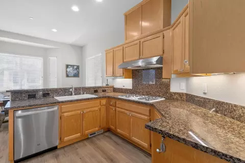 Kitchen - 8039 Leno Dr, Windsor, CA 95492 photo 3 of 4