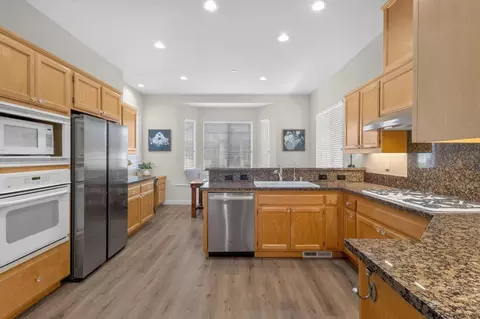 Kitchen - 8039 Leno Dr, Windsor, CA 95492 photo 1 of 4