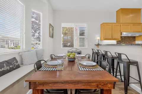 Dining - 8039 Leno Dr, Windsor, CA 95492 photo 2 of 3