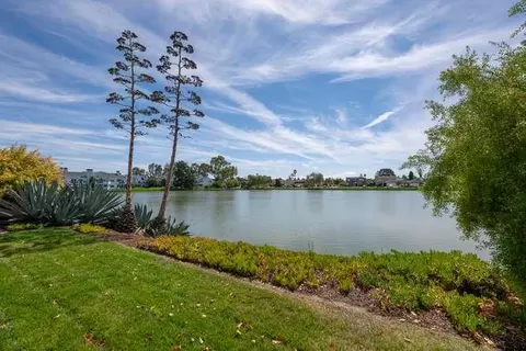 642 Marlin Ct, Redwood City, CA 94065