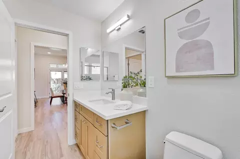 Bath - 274 Skyview Ct, Mountain View, CA 94043 photo 11 of 11