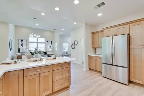 Kitchen - 274 Skyview Ct, Mountain View, CA 94043 photo 4 of 6