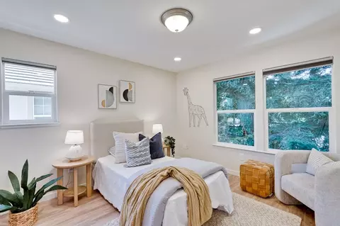 Bedroom - 274 Skyview Ct, Mountain View, CA 94043 photo 5 of 6