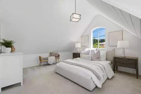 Bedroom - 1052 Echo Dr, Los Altos, CA 94024 photo 9 of 10
