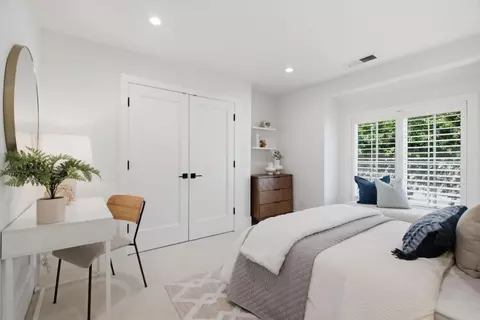 Bedroom - 1052 Echo Dr, Los Altos, CA 94024 photo 6 of 10