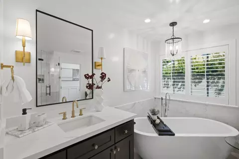 Bath - 1052 Echo Dr, Los Altos, CA 94024 photo 1 of 7