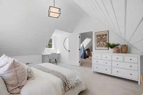 Bedroom - 1052 Echo Dr, Los Altos, CA 94024 photo 10 of 10