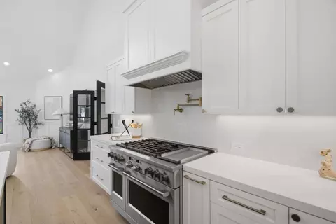 Kitchen - 1052 Echo Dr, Los Altos, CA 94024 photo 2 of 4