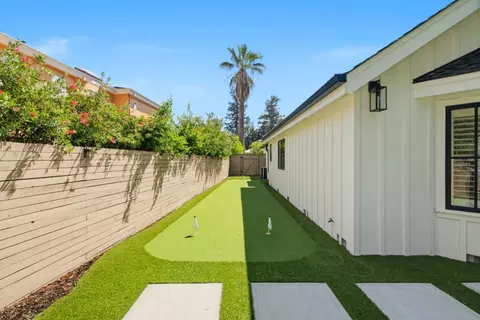 Exterior - 1052 Echo Dr, Los Altos, CA 94024 photo 3 of 12