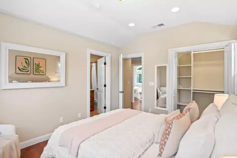 Bedroom - 10207 Orange Ave, Cupertino, CA 95014 photo 3 of 6