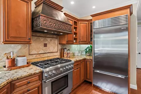 Kitchen - 10207 Orange Ave, Cupertino, CA 95014 photo 4 of 6