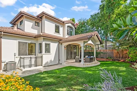 Exterior - 10207 Orange Ave, Cupertino, CA 95014 photo 8 of 8