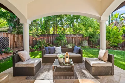 Exterior - 10207 Orange Ave, Cupertino, CA 95014 photo 4 of 8