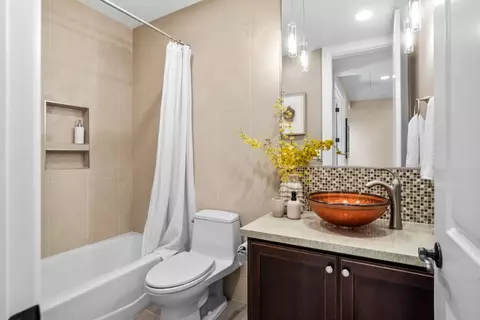Bath - 10207 Orange Ave, Cupertino, CA 95014 photo 4 of 5