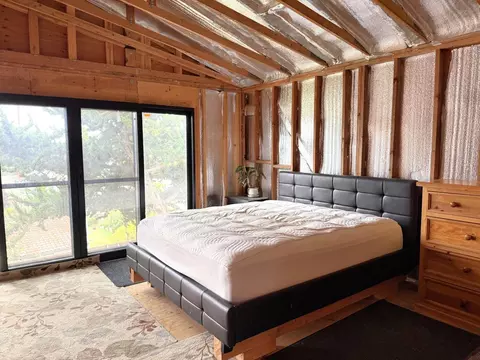 Bedroom - 87 Lawrence Ave, Watsonville, CA 95076 photo 3 of 3