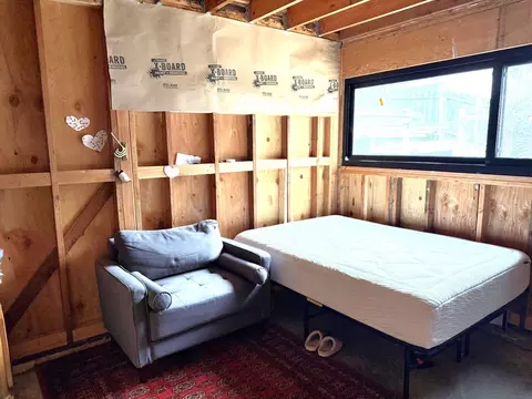 Bedroom - 87 Lawrence Ave, Watsonville, CA 95076 photo 2 of 3