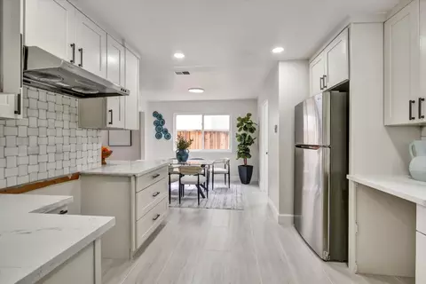 Kitchen - 1943 Everglades Dr, Milpitas, CA 95035 photo 1 of 4