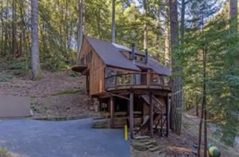 14 Blue Jay Way, Woodside, CA 94062
