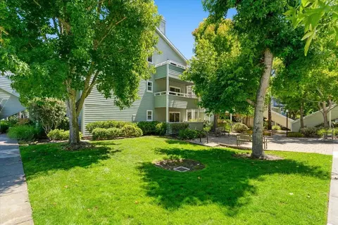 41 Grandview St 1203, Santa Cruz, CA 95060