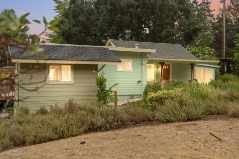 8285 Hihn Rd, Ben Lomond, CA 95005