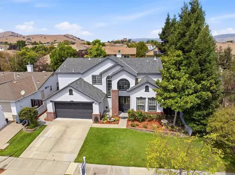 View/Area - 1371 Peregrine Dr, Gilroy, CA 95020 photo 3 of 3