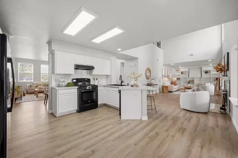 Entry Way - 1371 Peregrine Dr, Gilroy, CA 95020 photo 1 of 7
