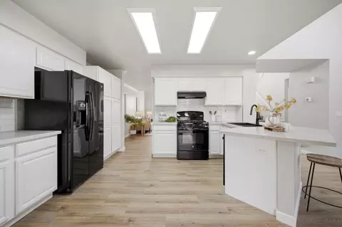 Kitchen - 1371 Peregrine Dr, Gilroy, CA 95020 photo 1 of 1