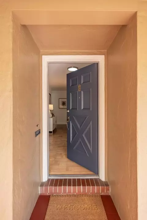 Entry Way - 430 Hillcrest Blvd, Millbrae, CA 94030 photo 1 of 3