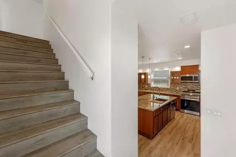 Entry Way - 445 Cecelio Way, Tracy, CA 95376 photo 4 of 4