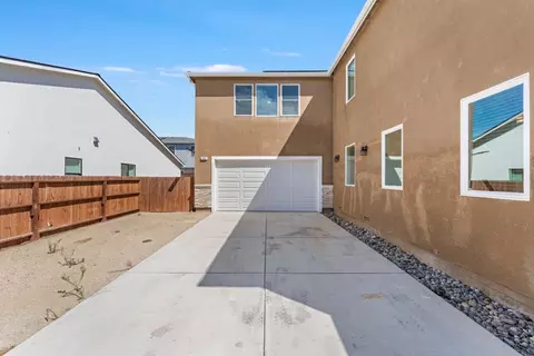Exterior - 445 Cecelio Way, Tracy, CA 95376 photo 2 of 8