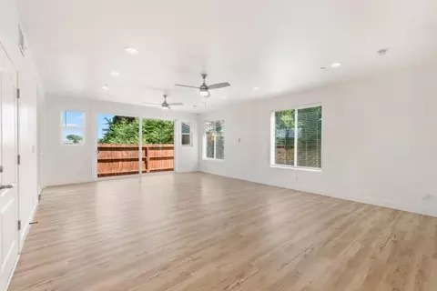Living - 445 Cecelio Way, Tracy, CA 95376 photo 1 of 10