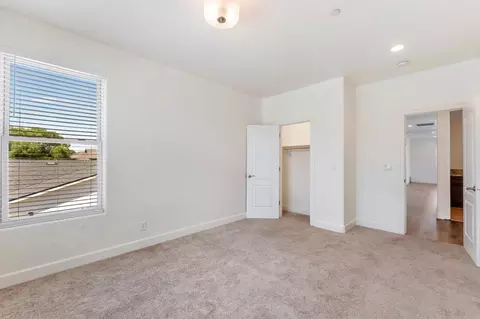 Bedroom - 445 Cecelio Way, Tracy, CA 95376 photo 4 of 7