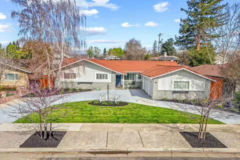 2320 Mazzaglia Ave, San Jose, CA 95125