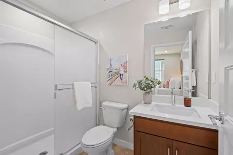 Bath - 891 Pepper Pl, Milpitas, CA 95035 photo 1 of 6