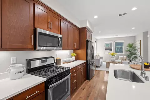 Kitchen - 891 Pepper Pl, Milpitas, CA 95035 photo 8 of 9