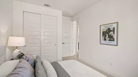 Bedroom - Minaret Ave, Mountain View, CA 94043 photo 7 of 9
