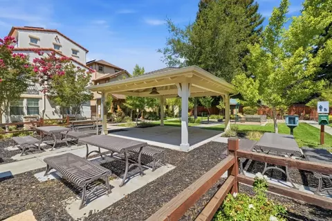 Exterior - Minaret Ave, Mountain View, CA 94043 photo 12 of 16