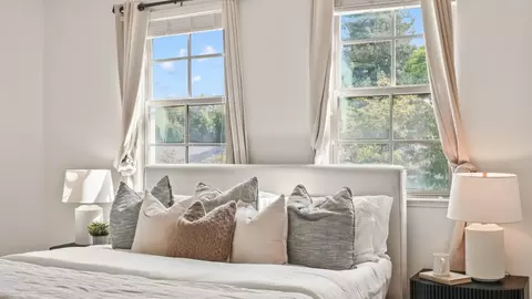 Bedroom - Minaret Ave, Mountain View, CA 94043 photo 2 of 9