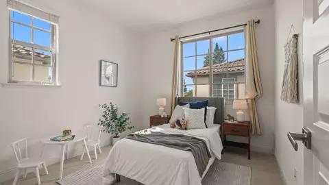 Bedroom - Minaret Ave, Mountain View, CA 94043 photo 8 of 9