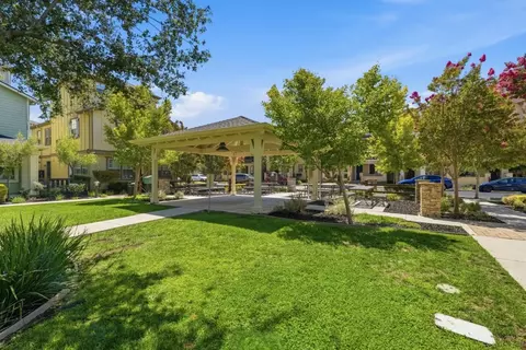 Exterior - Minaret Ave, Mountain View, CA 94043 photo 15 of 16