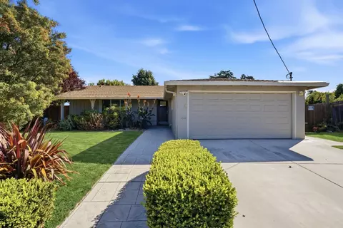 16 Clarence Ct, East Palo Alto, CA 94303