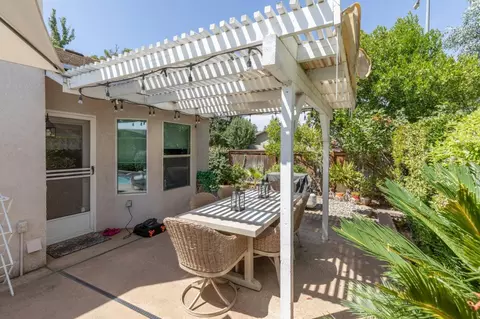 Exterior - 2671 Dennis Ave, Clovis, CA 93611 photo 11 of 18