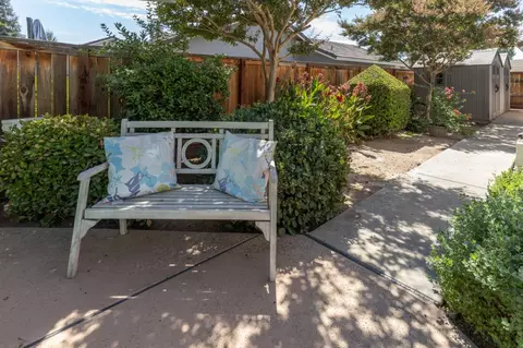 Exterior - 2671 Dennis Ave, Clovis, CA 93611 photo 16 of 18