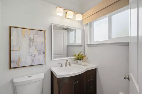 Bath - 321 Anna Ave, Mountain View, CA 94043 photo 3 of 3