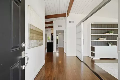 Entry Way - 321 Anna Ave, Mountain View, CA 94043 photo 1 of 1