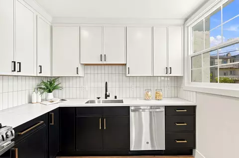 Kitchen - 200 Magnolia Ave, Millbrae, CA 94030 photo 4 of 4