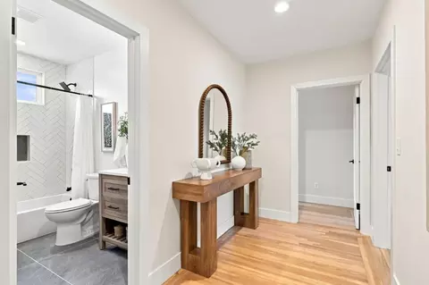 Entry Way - 200 Magnolia Ave, Millbrae, CA 94030 photo 3 of 3