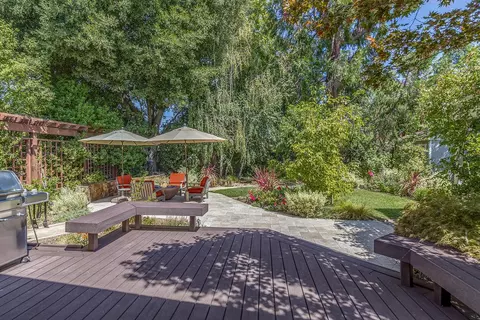 Exterior - 1068 Rose Ave, Mountain View, CA 94040 photo 12 of 15